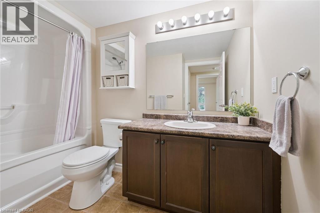 #302 645 ST DAVID Street S - 24
