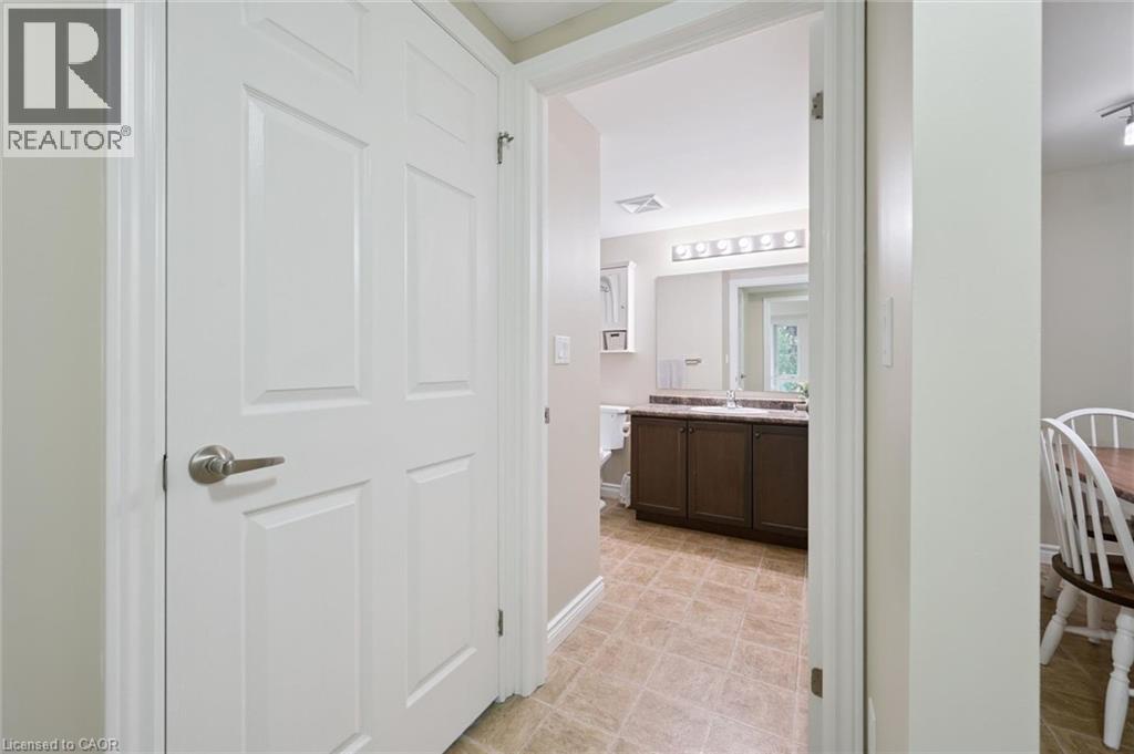 #302 645 ST DAVID Street S - 23