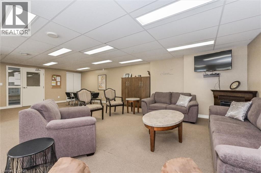 #302 645 ST DAVID Street S - Image 32