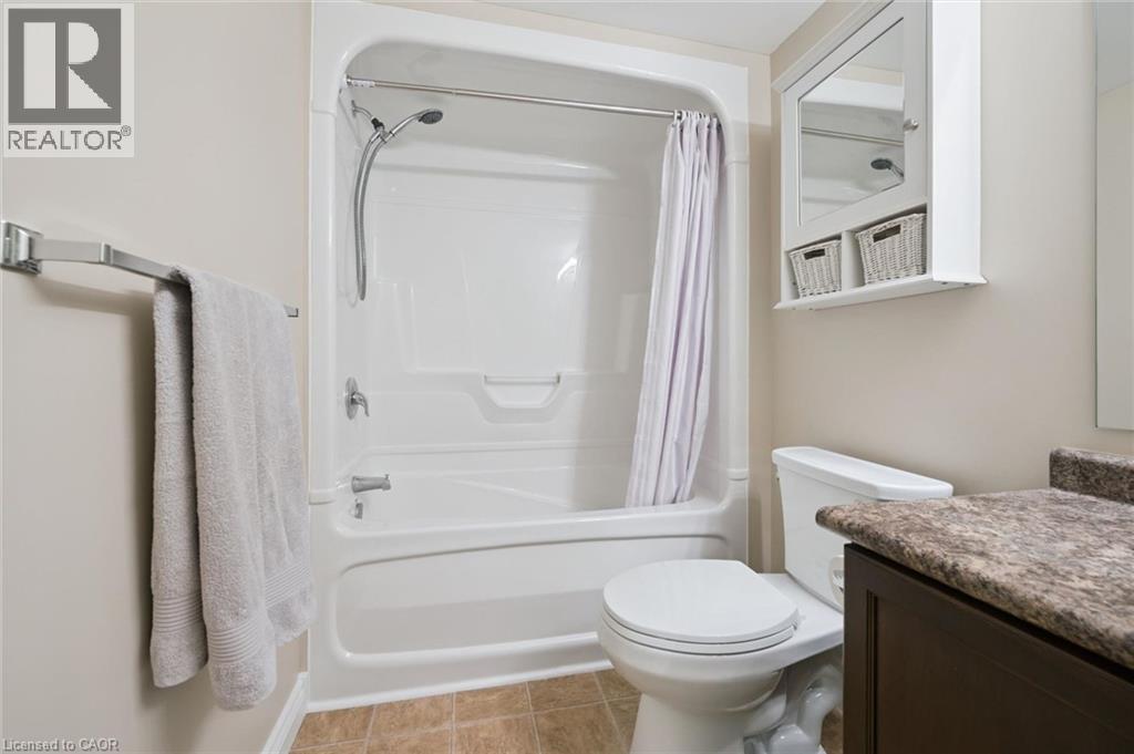 #302 645 ST DAVID Street S - 25