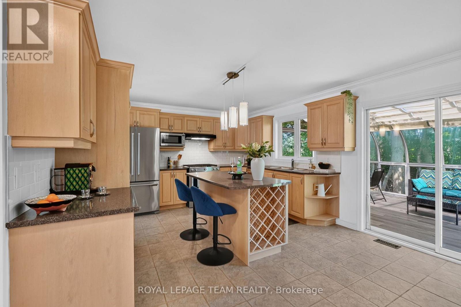 76 MANITOU STREET - Image 12