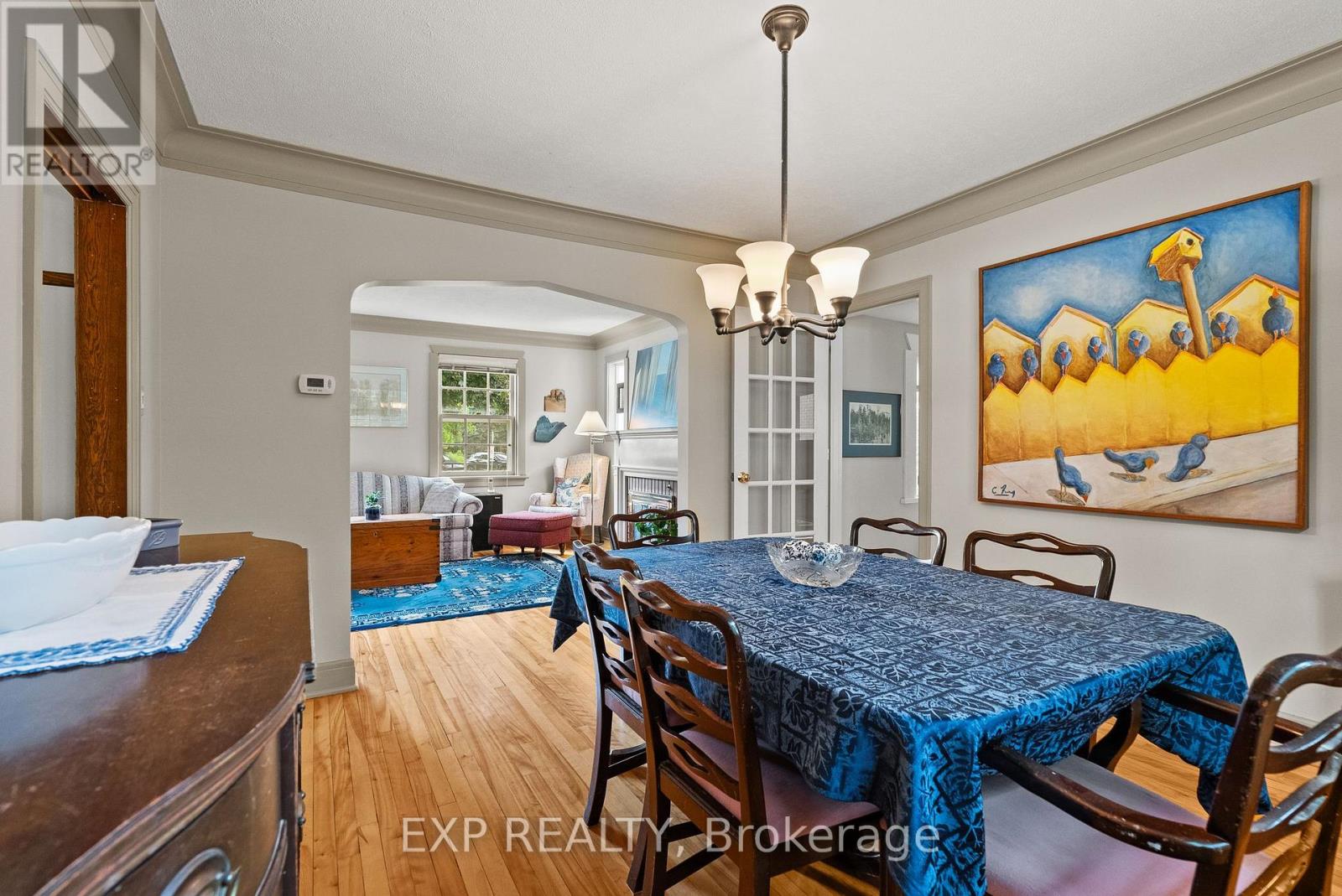 579 BROADVIEW AVENUE - 15