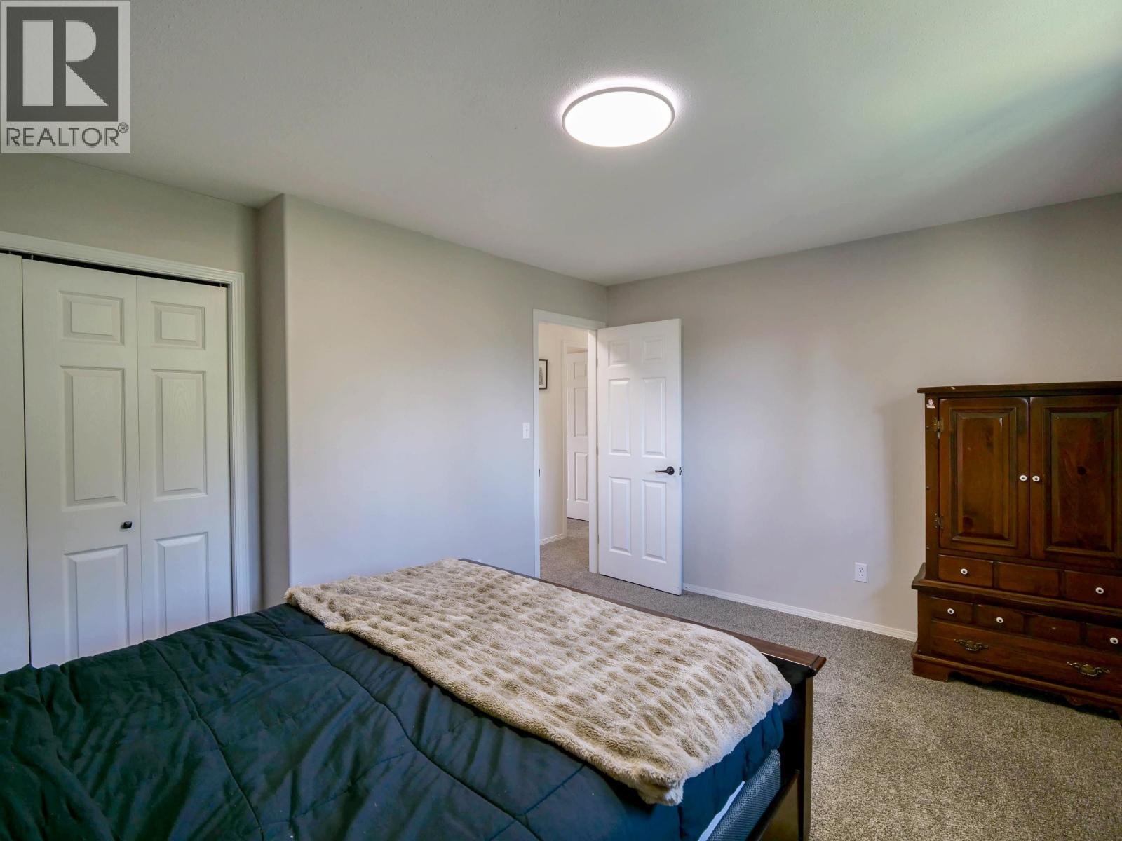 #4 410 PINCHBECK STREET - 20