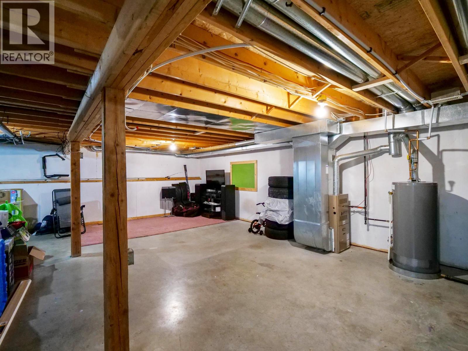 #4 410 PINCHBECK STREET - 25