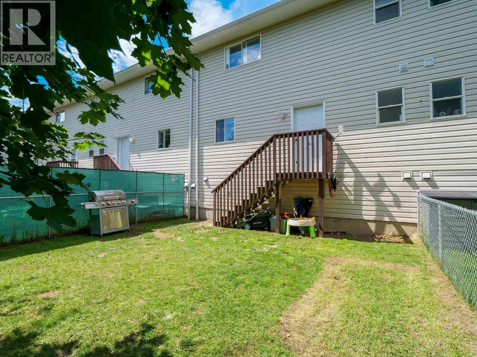 #4 410 PINCHBECK STREET - 28