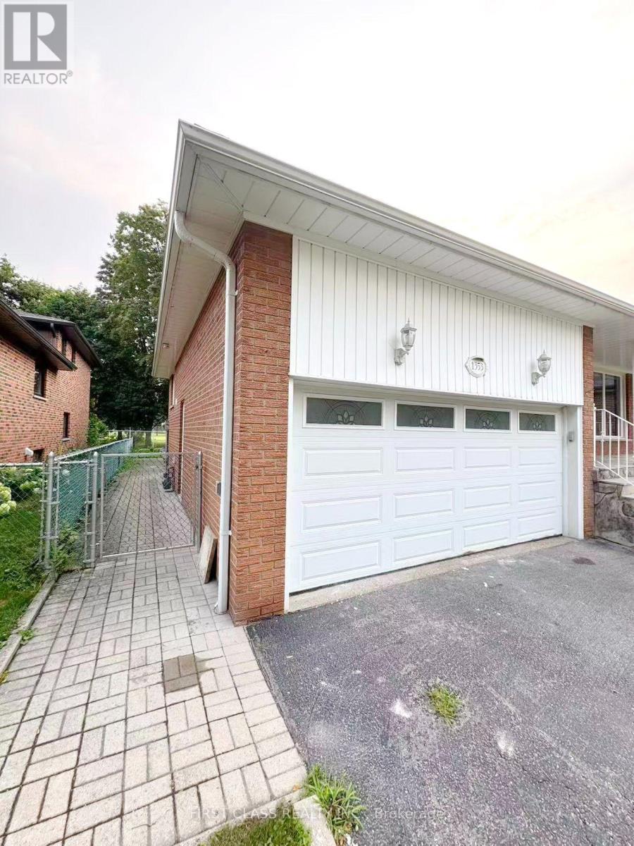 LOWER UNIT - 1353 MYRON DRIVE