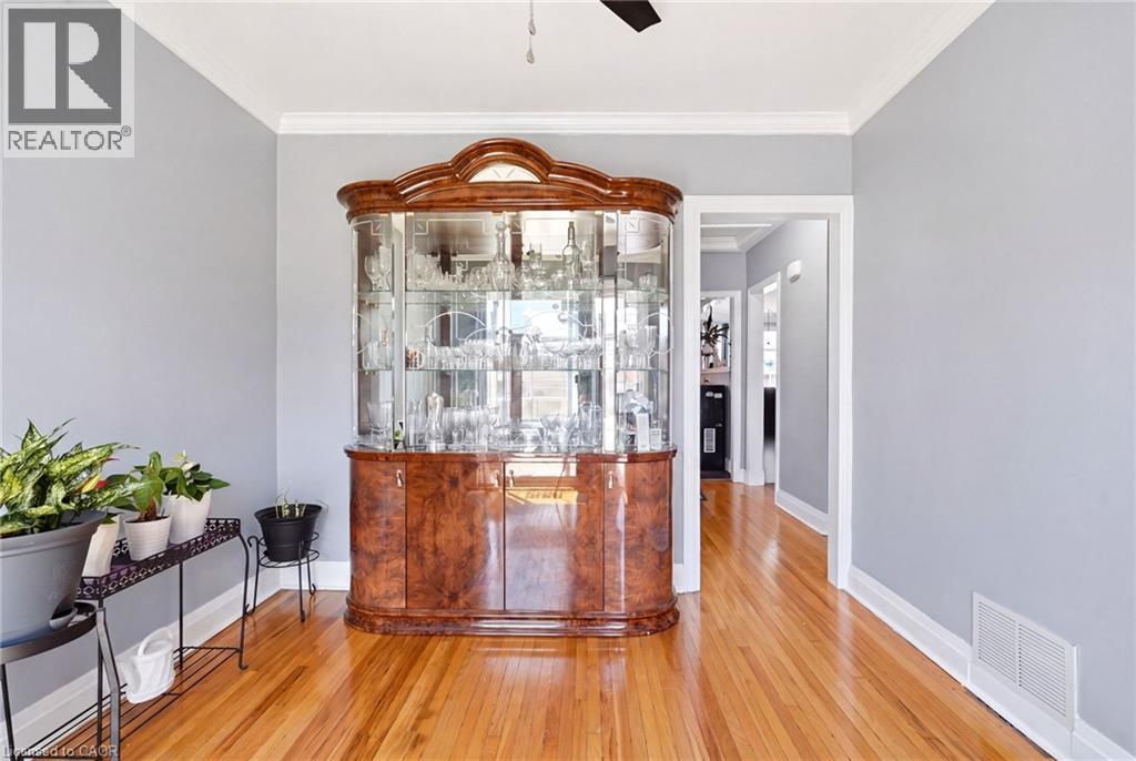 127 TAYLOR Avenue - 18