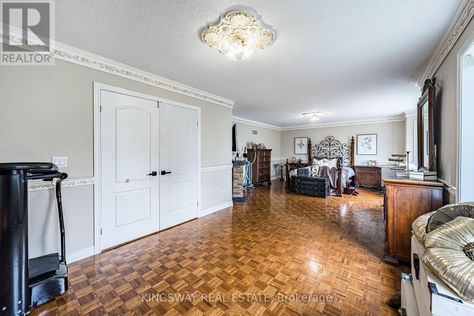 5969 RAYSHAW CRESCENT - Image 26
