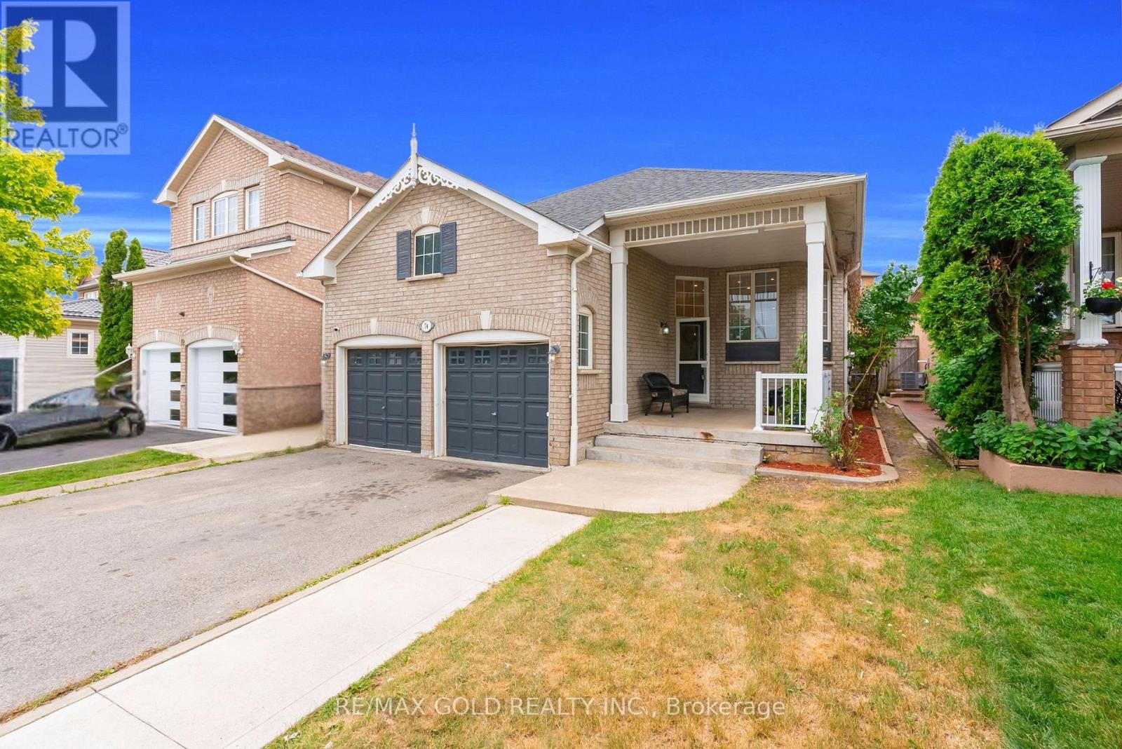 74 FLETCHERS CREEK BOULEVARD - 48