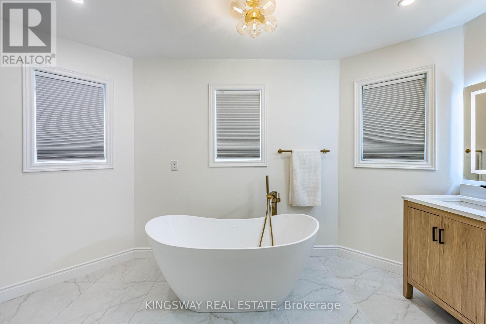5969 RAYSHAW CRESCENT - 28