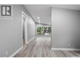 Living room - 2905 Grant Road, Regina, SK S4S5G3 Photo 8