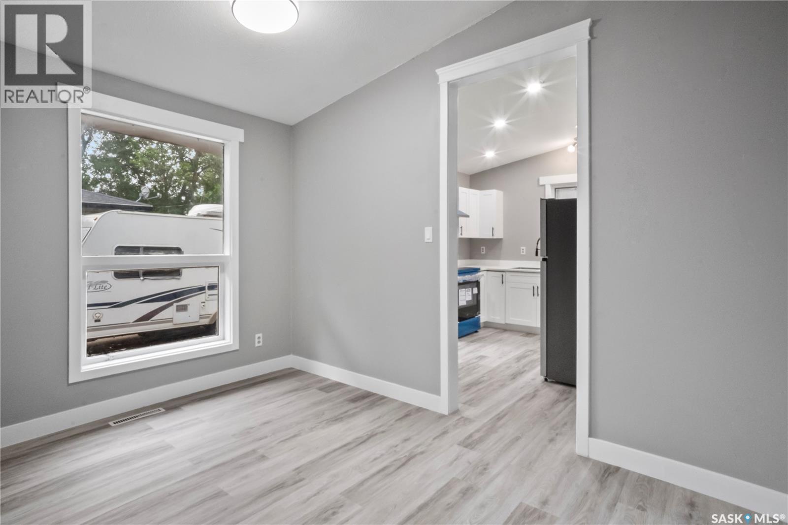 2905 GRANT ROAD - 6