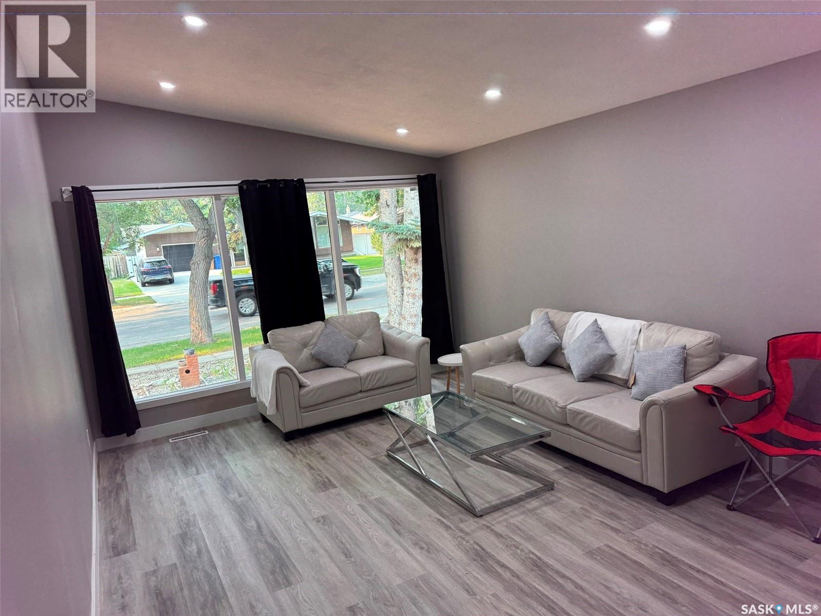 2905 GRANT ROAD - 1