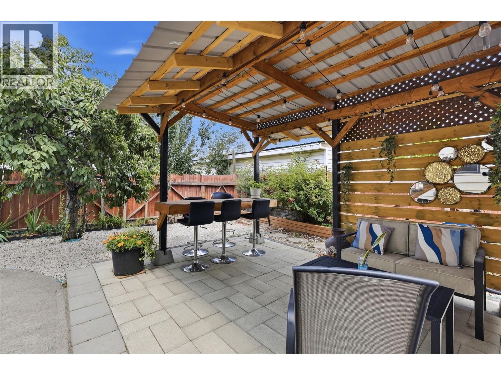 849 Southill Street - 21