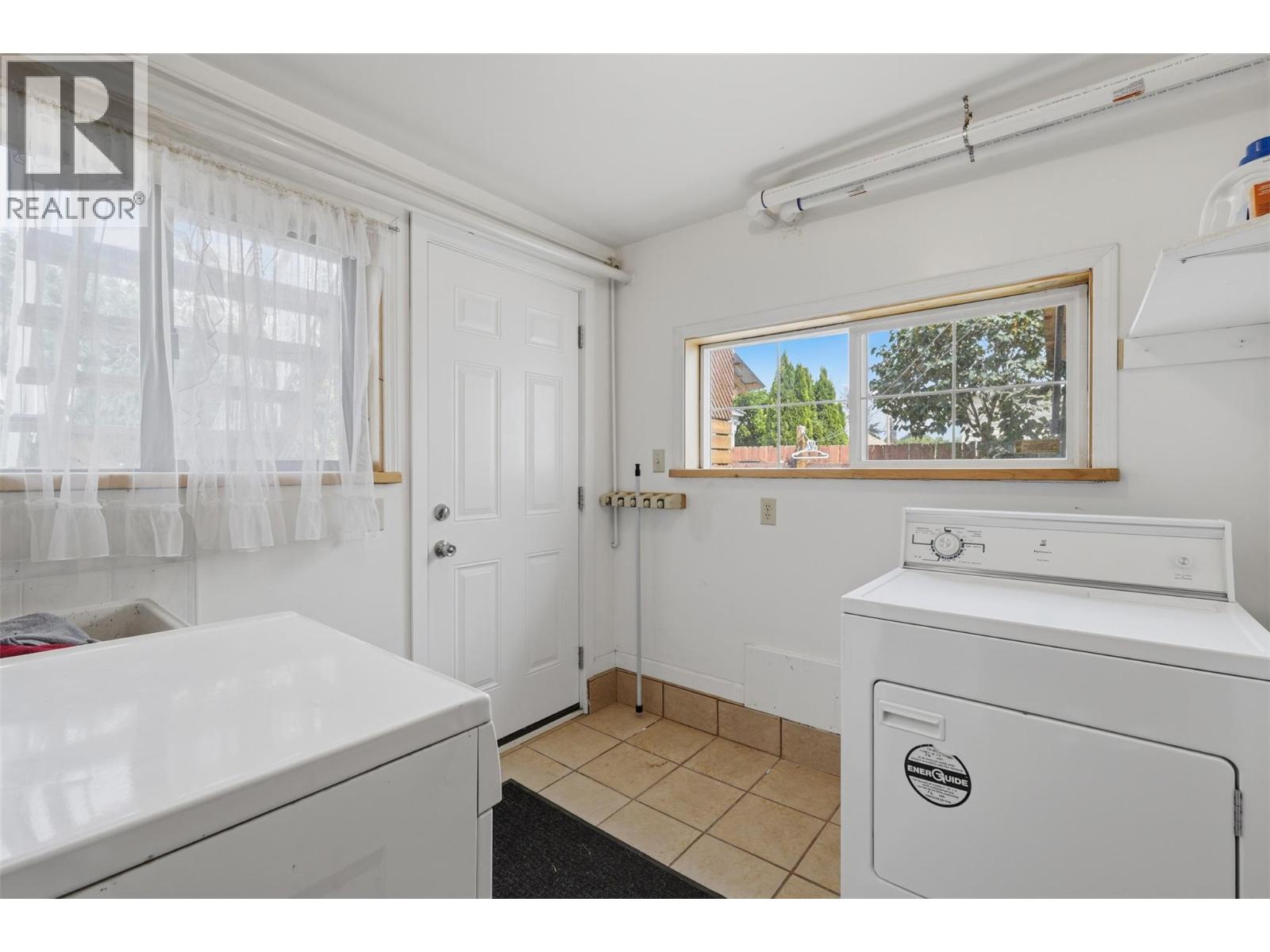 849 Southill Street - 46
