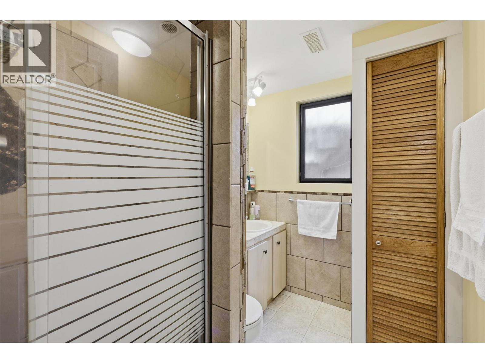 849 Southill Street - 43