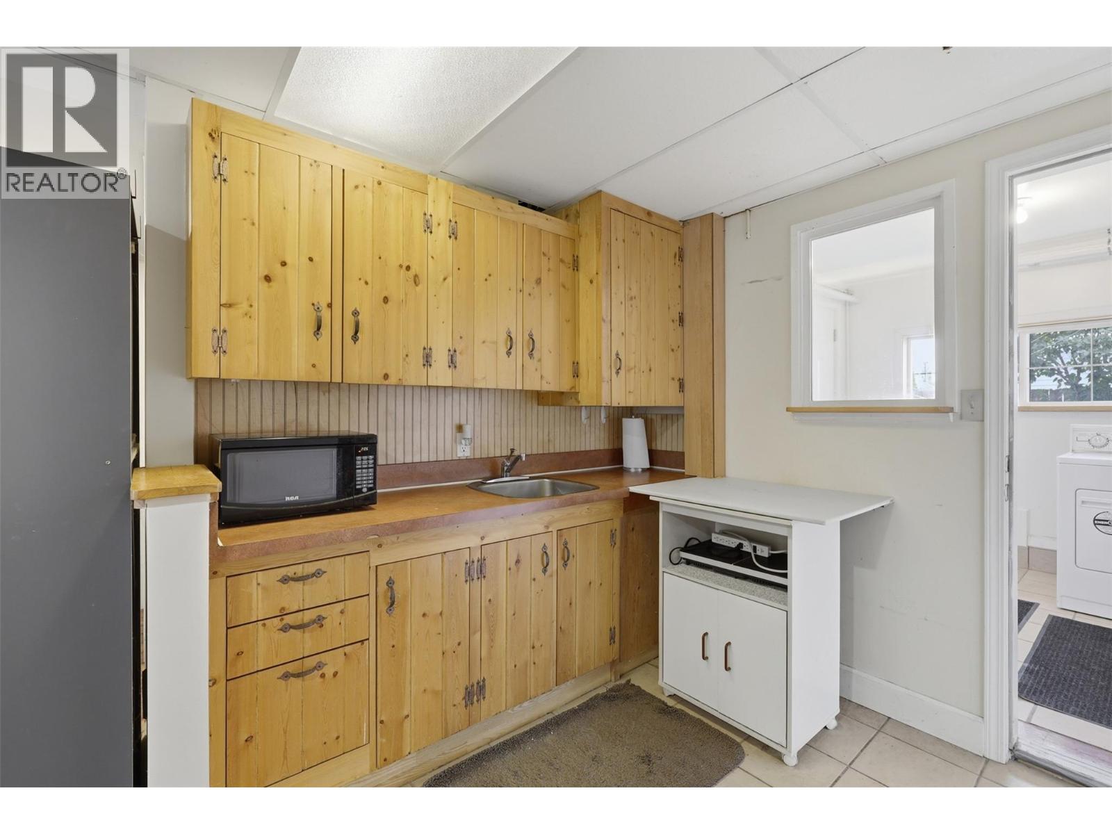 849 Southill Street - 38