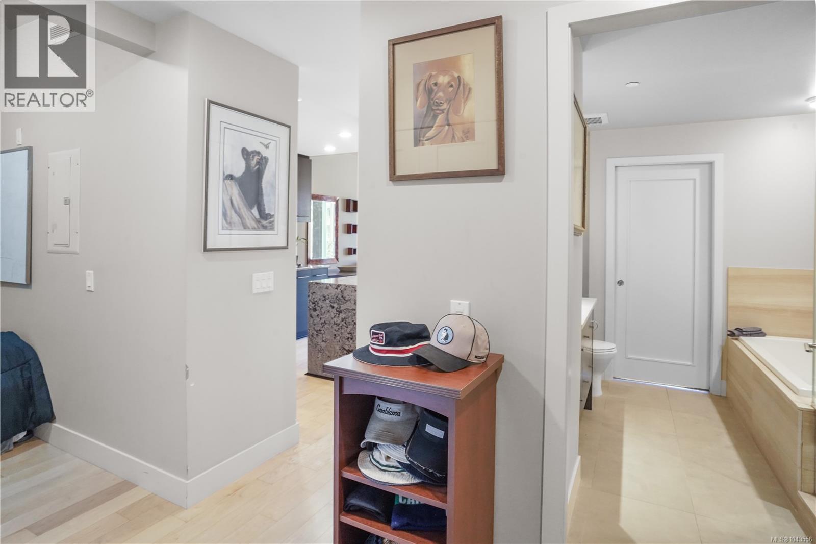 #405 3223 Selleck Way - 18