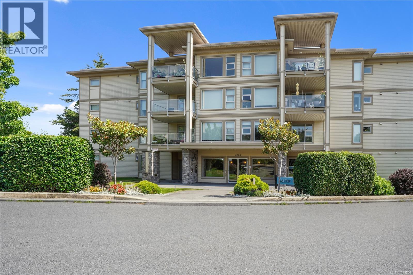 #405 3223 Selleck Way - 2