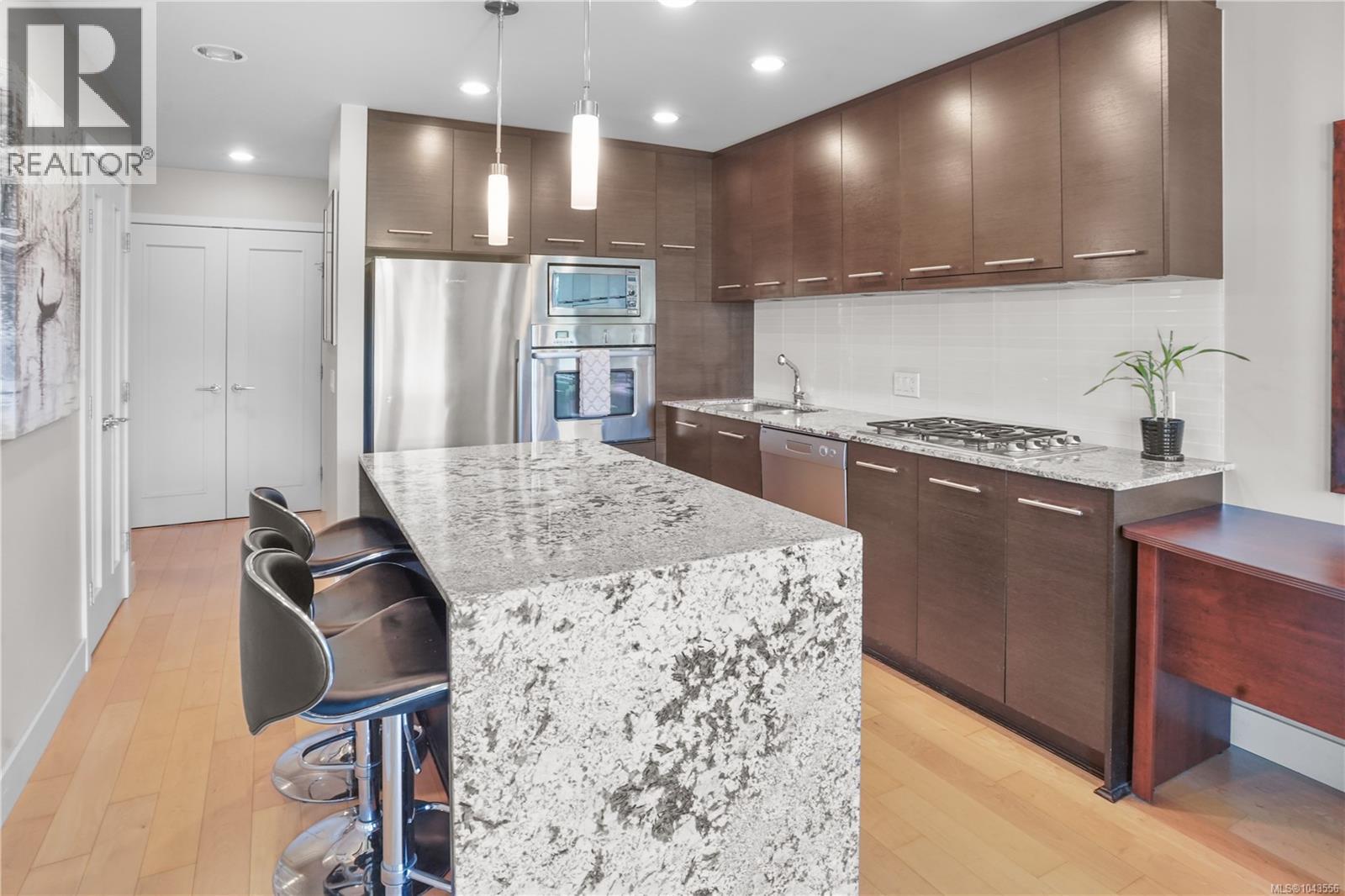 #405 3223 Selleck Way - 21