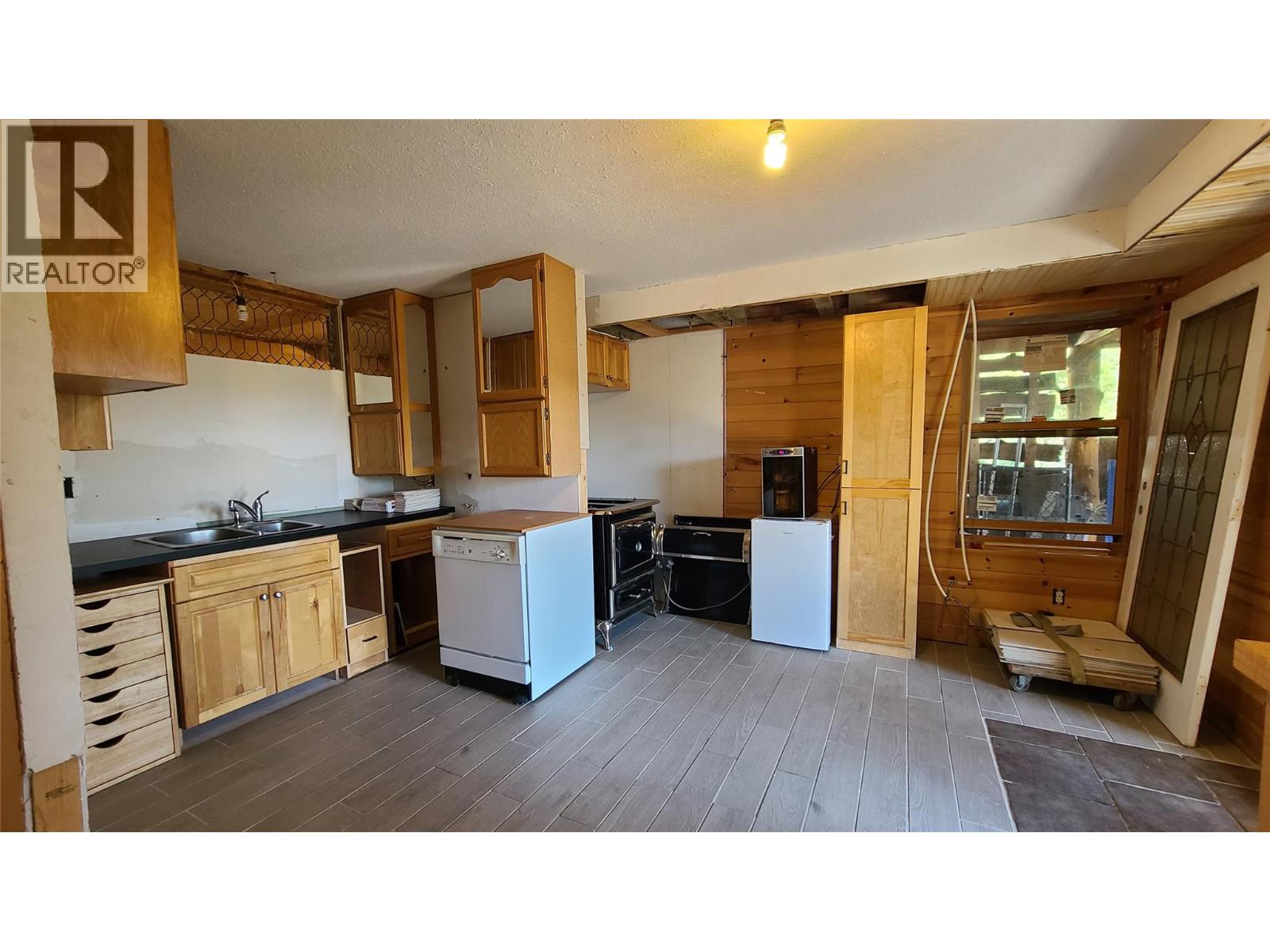 28 NINE MILE Place - 24