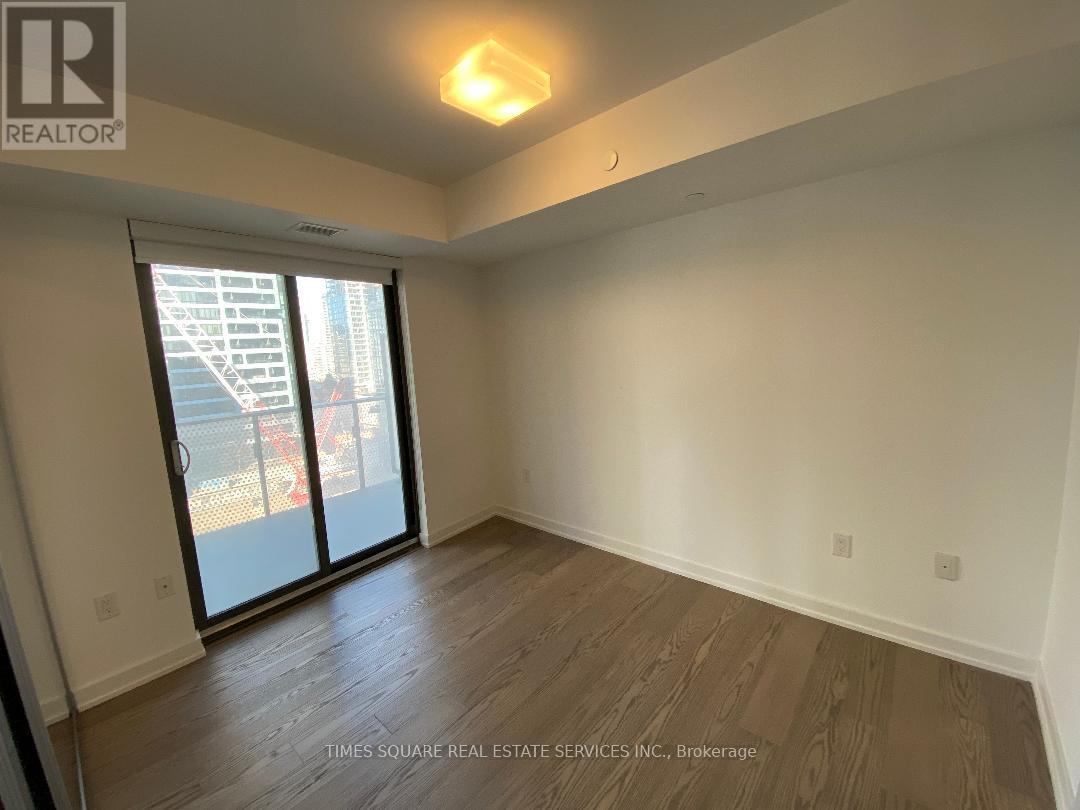 #1008 11 WELLESLEY STREET W - 11