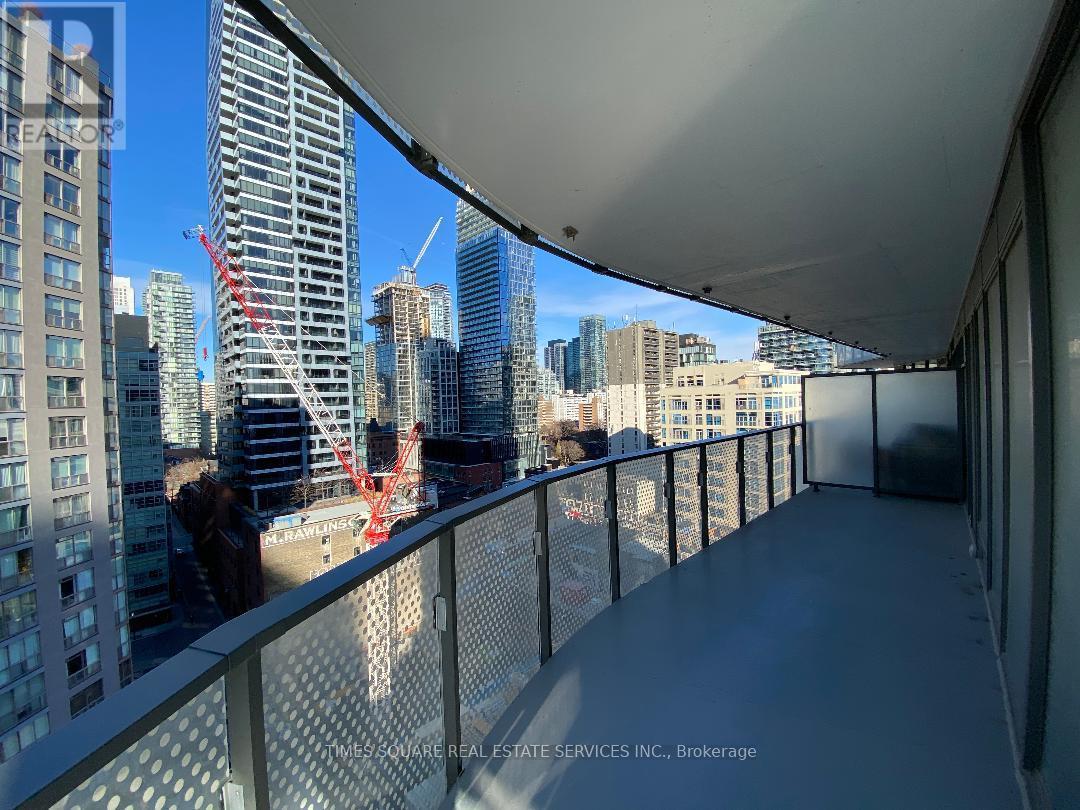 #1008 11 WELLESLEY STREET W - 17