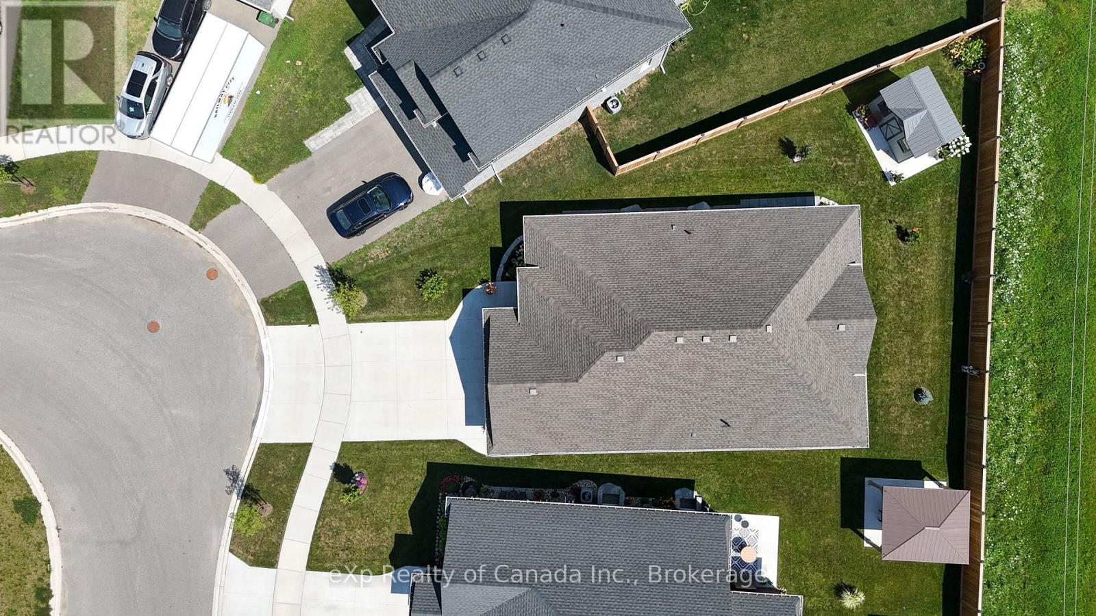 21 EVYLEAN COURT - 34