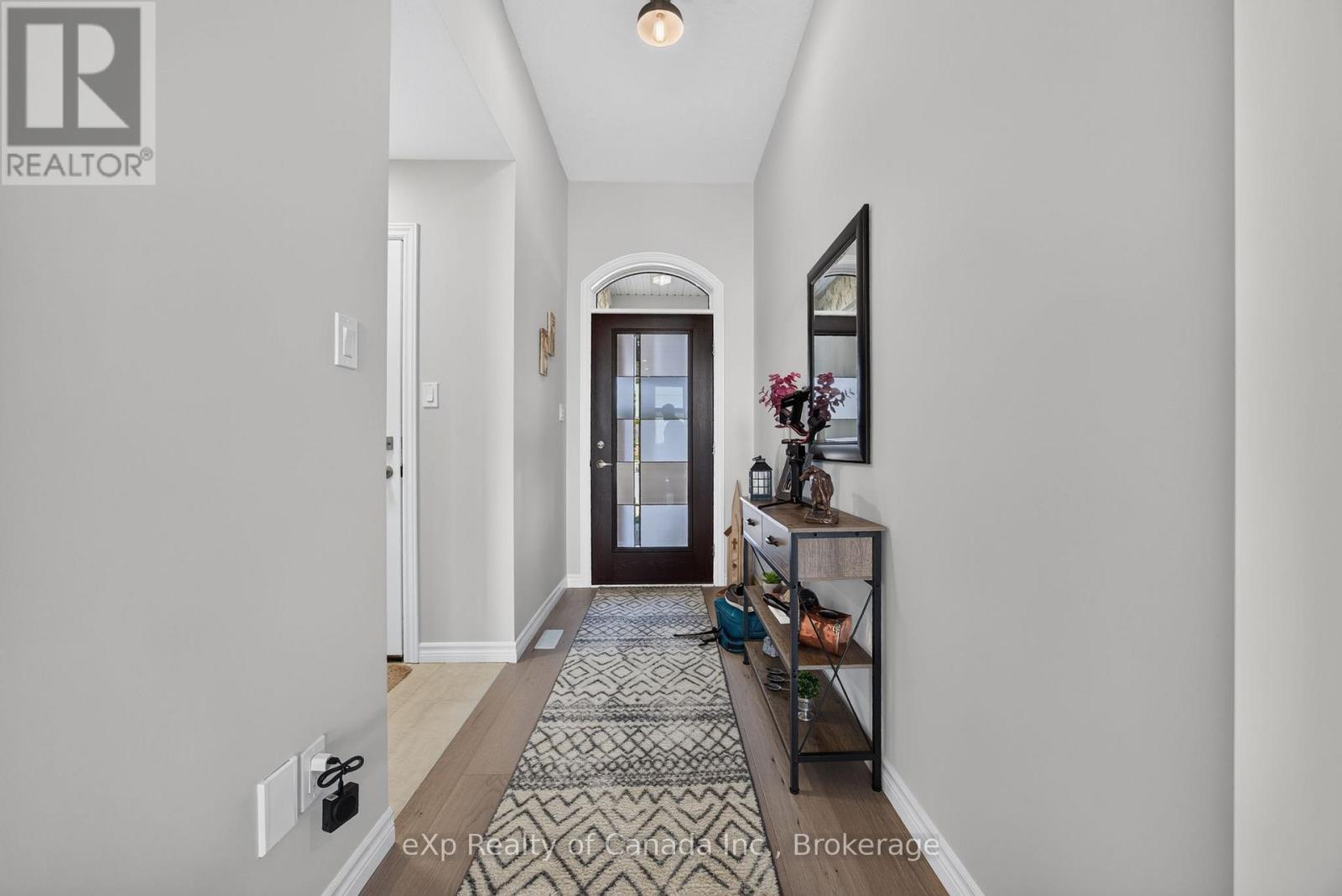 21 EVYLEAN COURT - 4