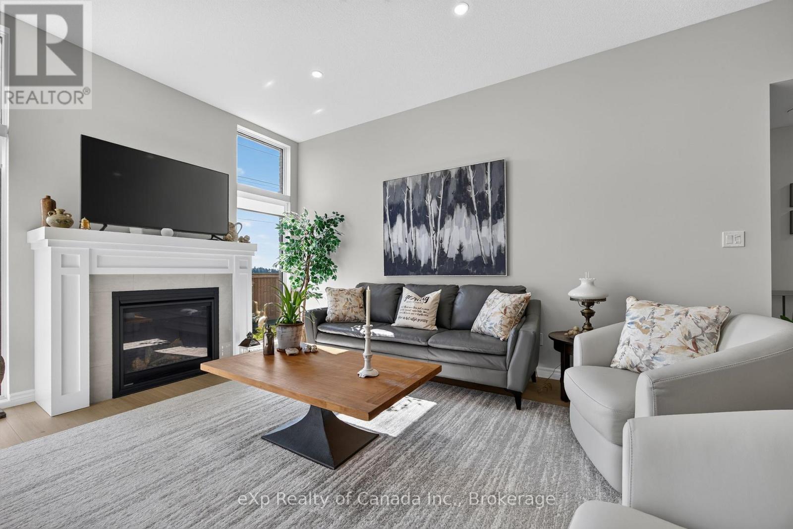 21 EVYLEAN COURT - 6