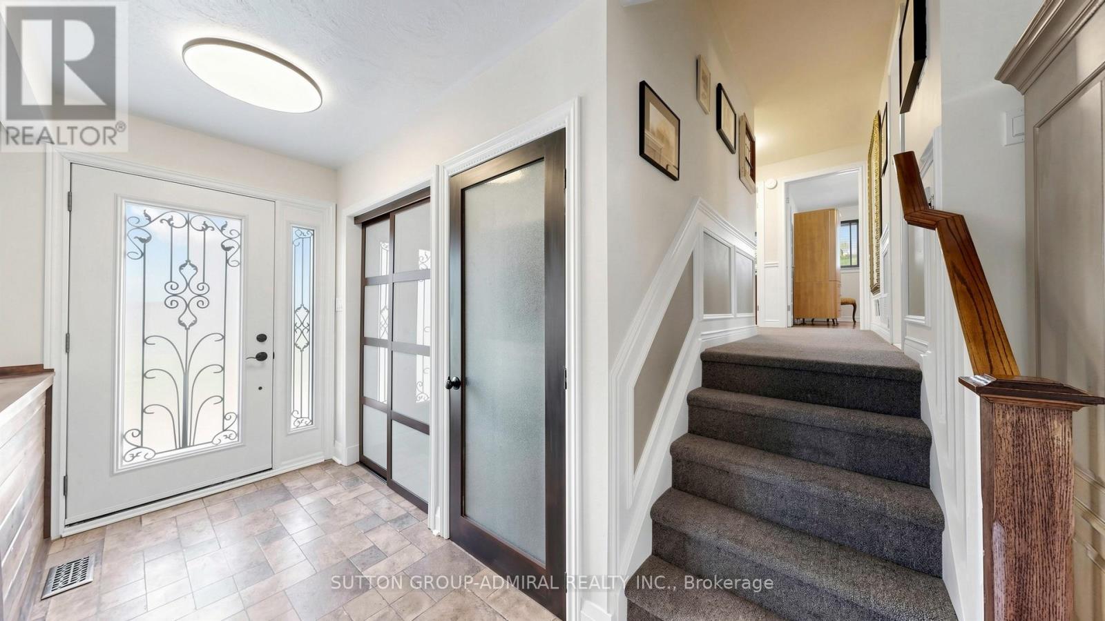 218 BAY THORN DRIVE - 19