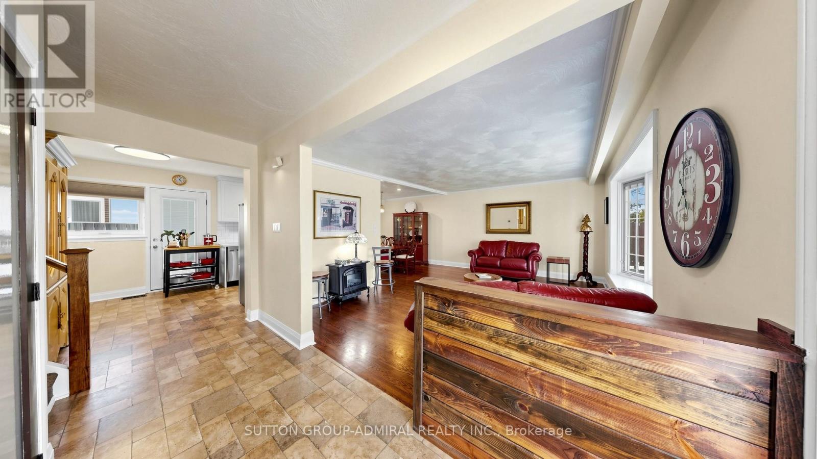 218 BAY THORN DRIVE - 4
