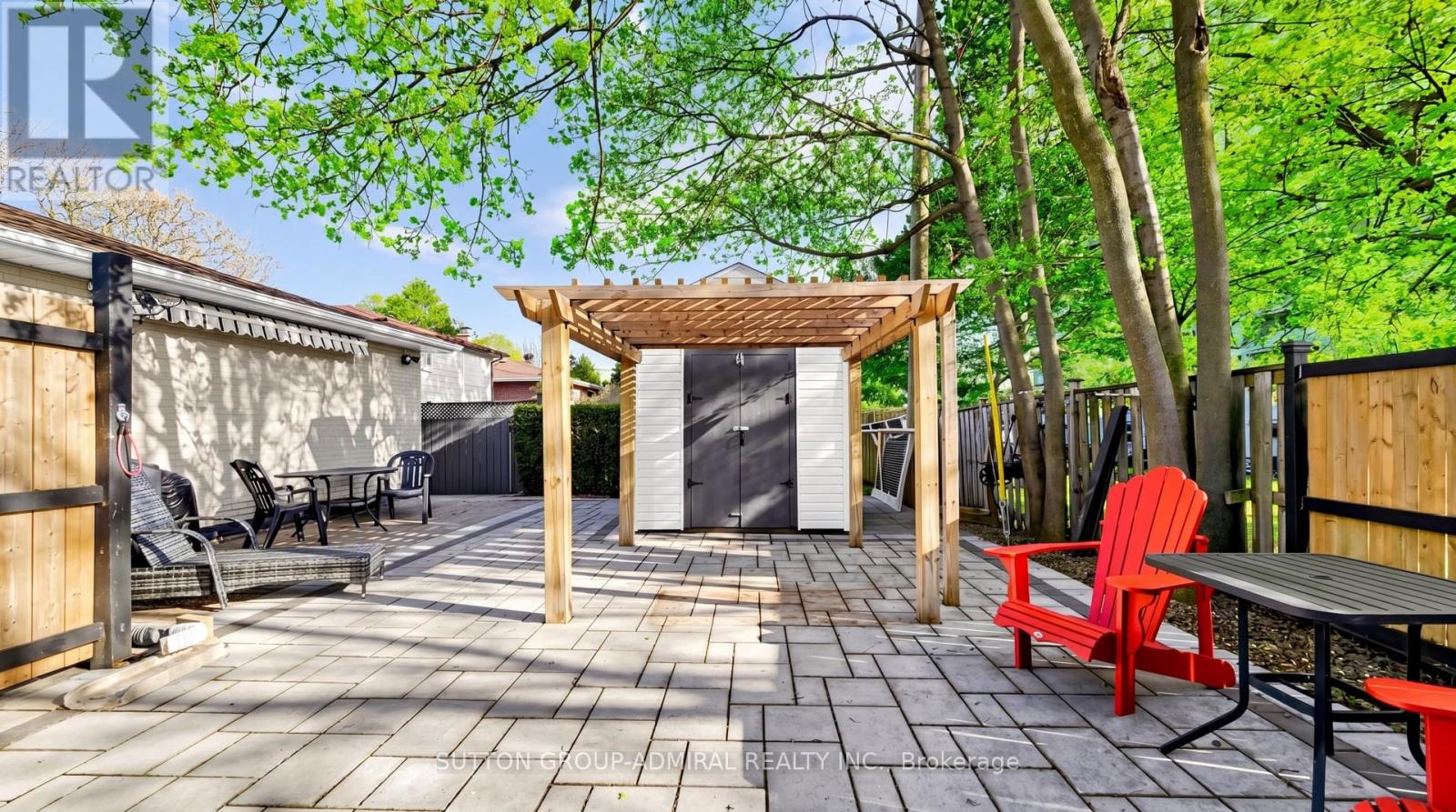 218 BAY THORN DRIVE - 46