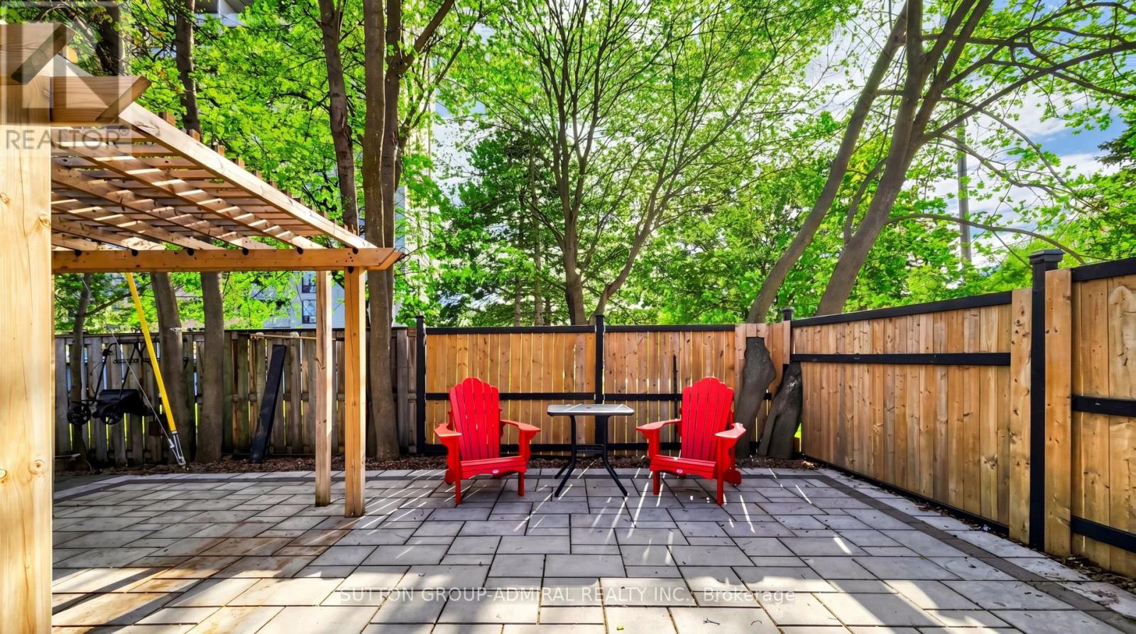 218 BAY THORN DRIVE - 50