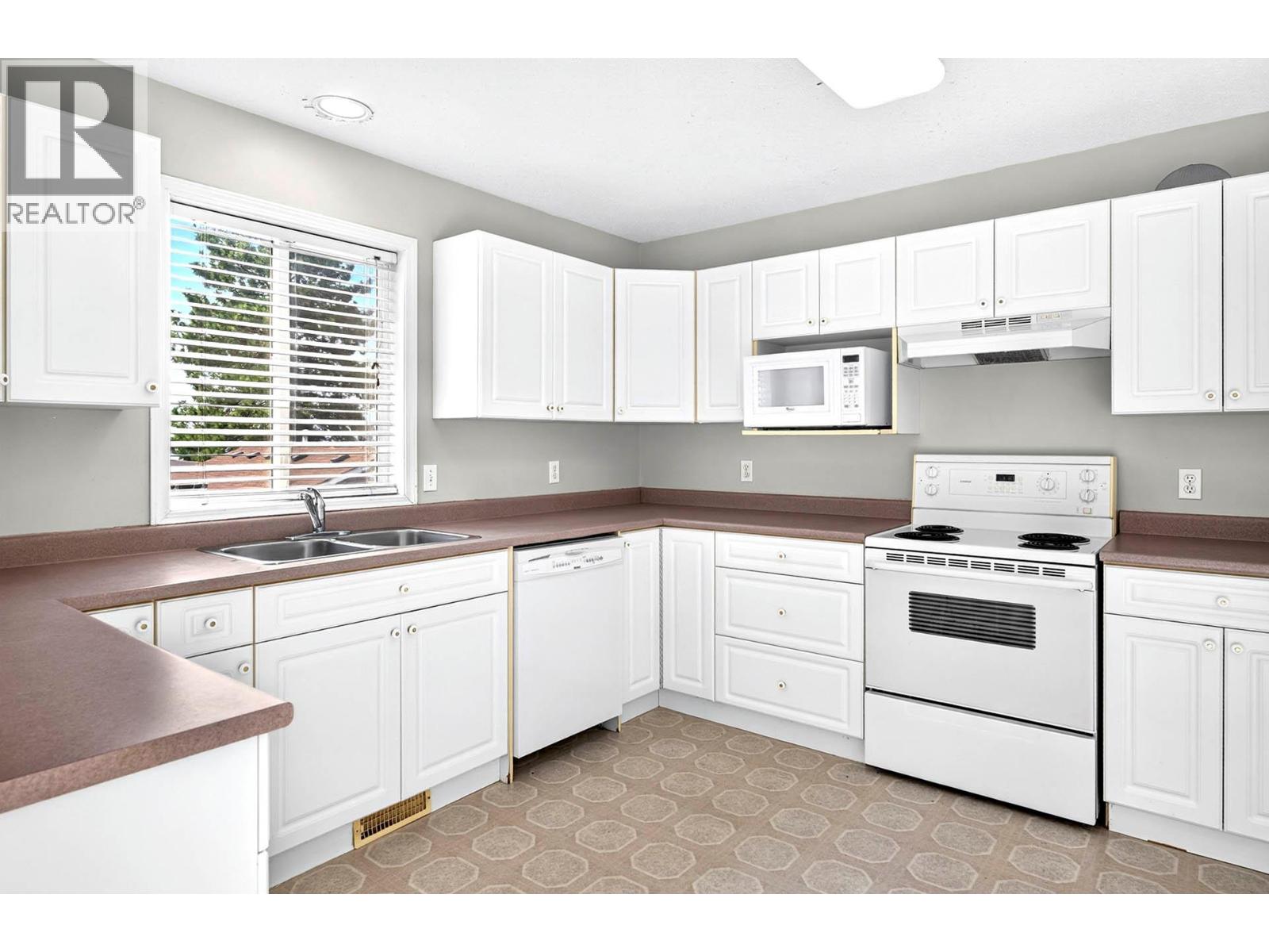1725 Coldwater Drive - 14