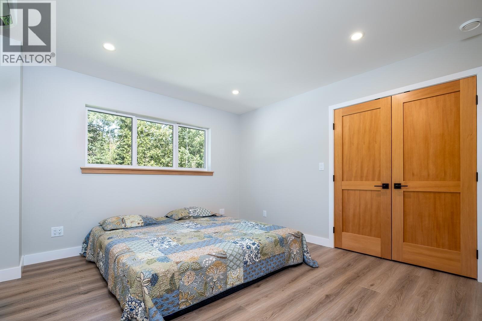 120 RICHIE Road - 43