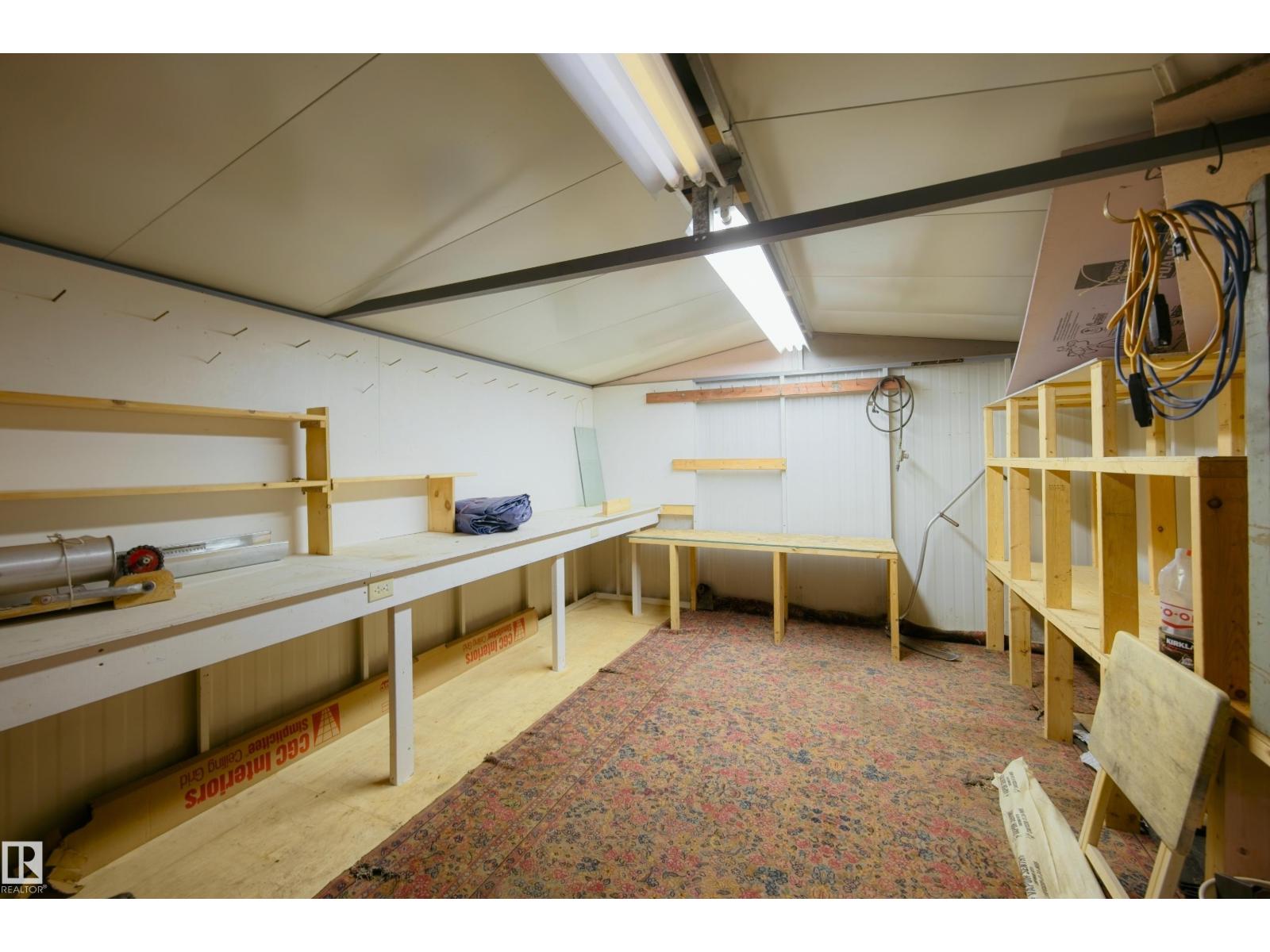 5020 47 ST - 55