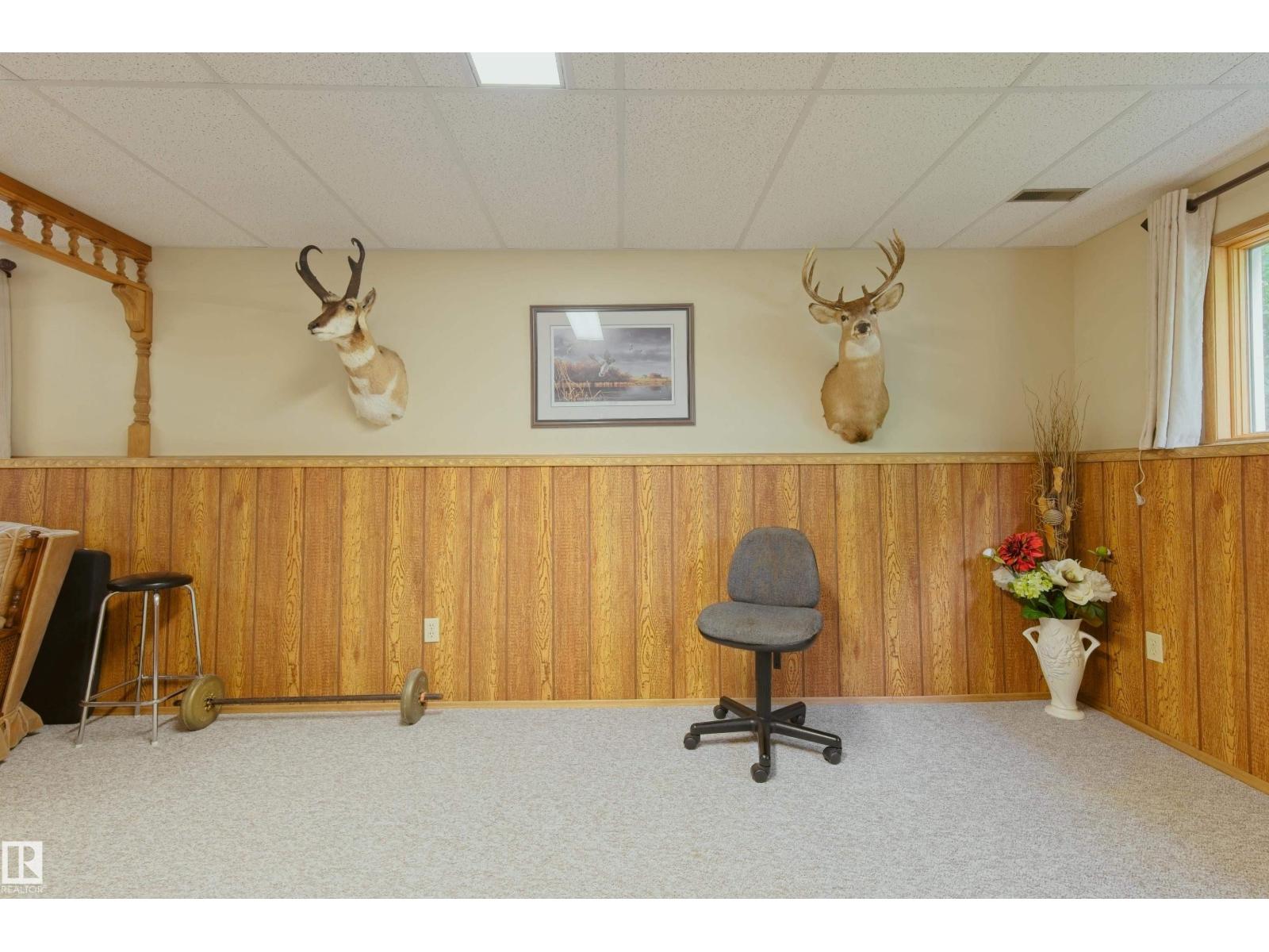 5020 47 ST - Image 35