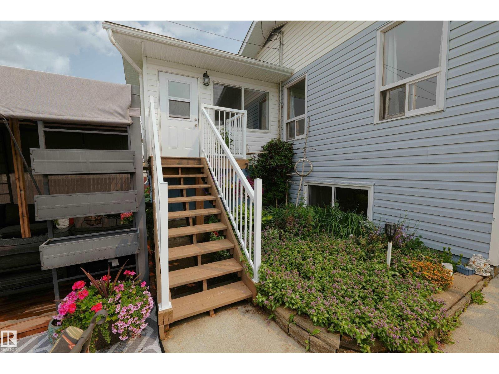 5020 47 ST - 49