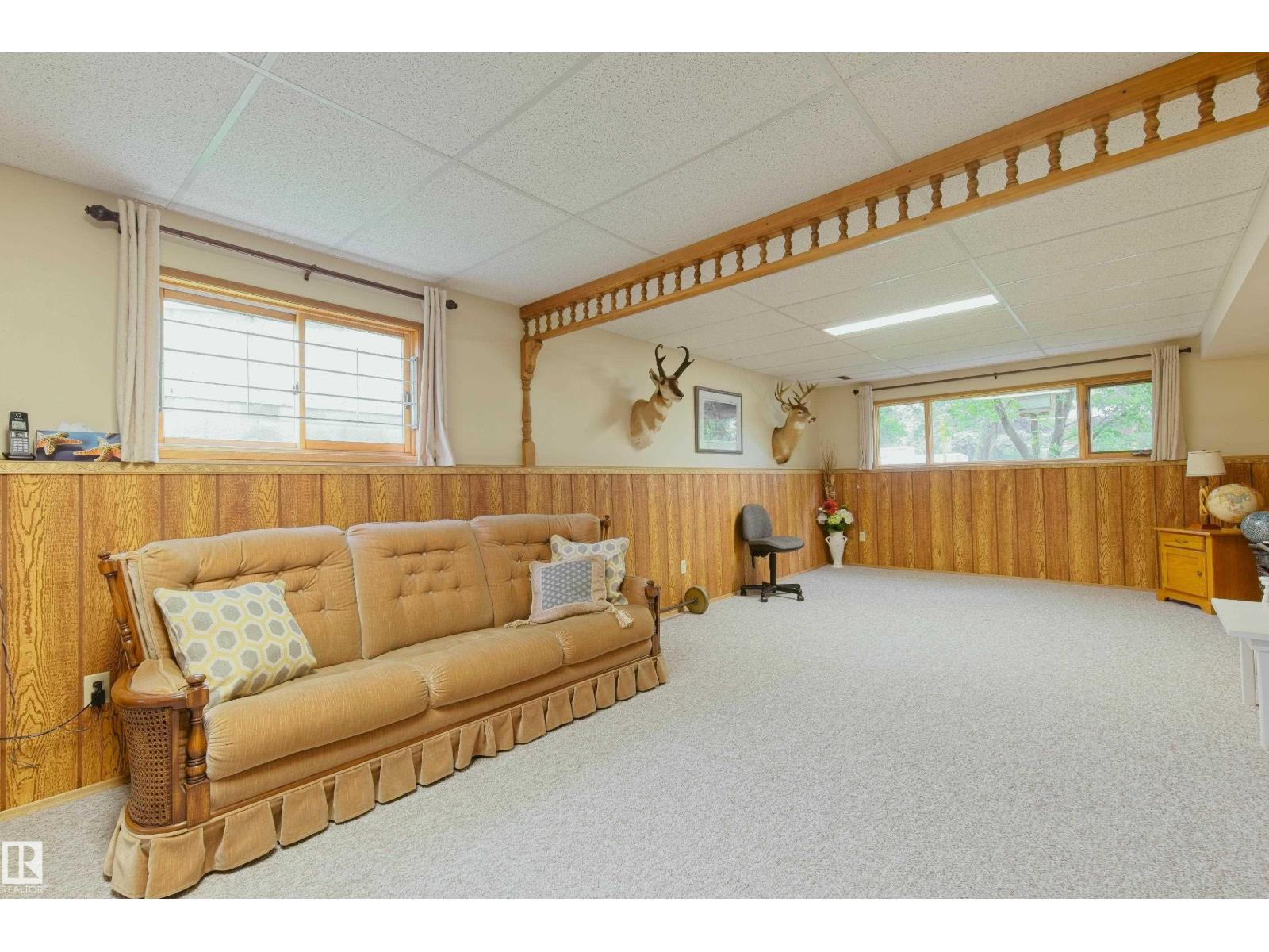 5020 47 ST - Image 34