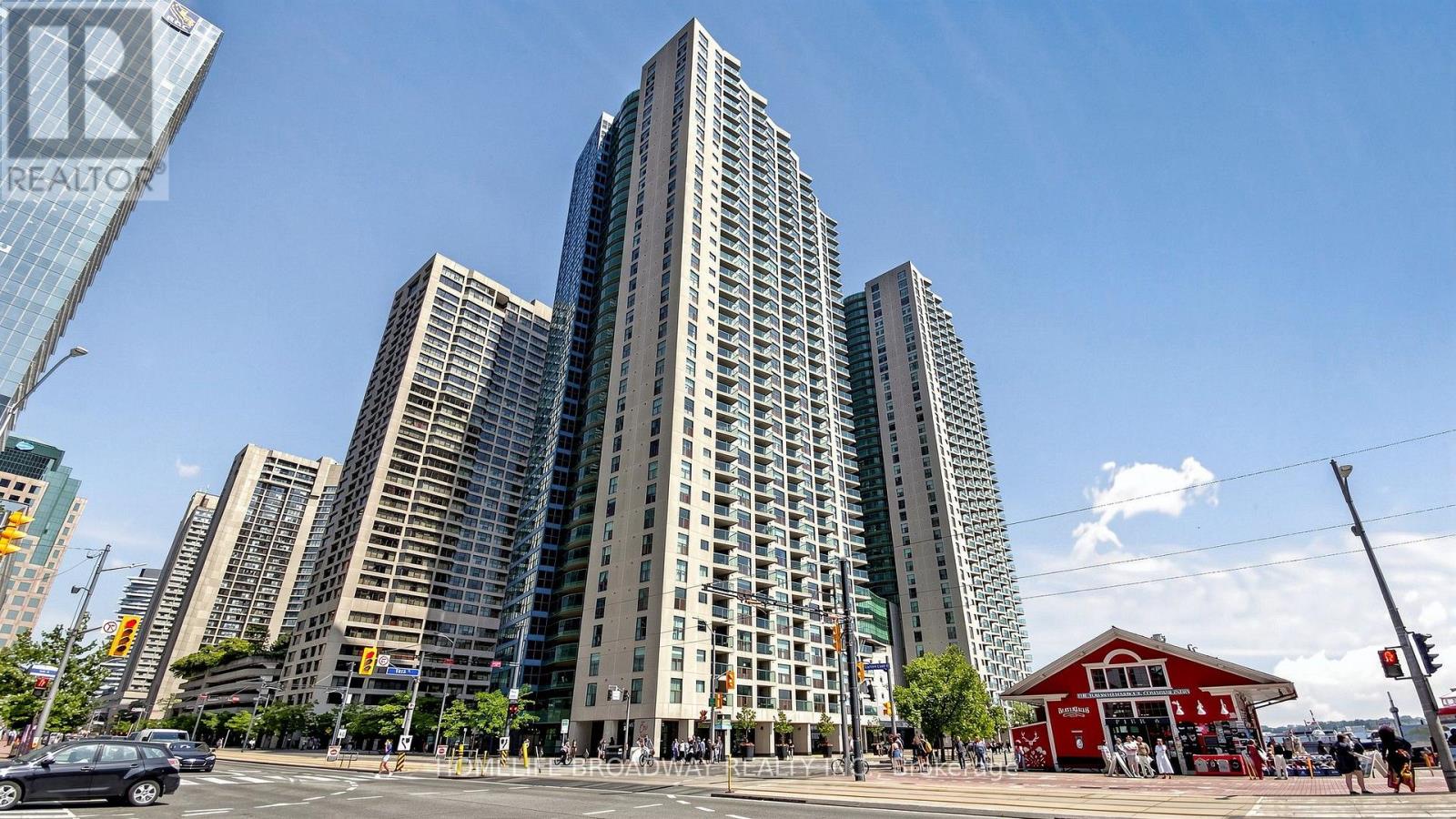 #3507 77 HARBOUR SQUARE - 1