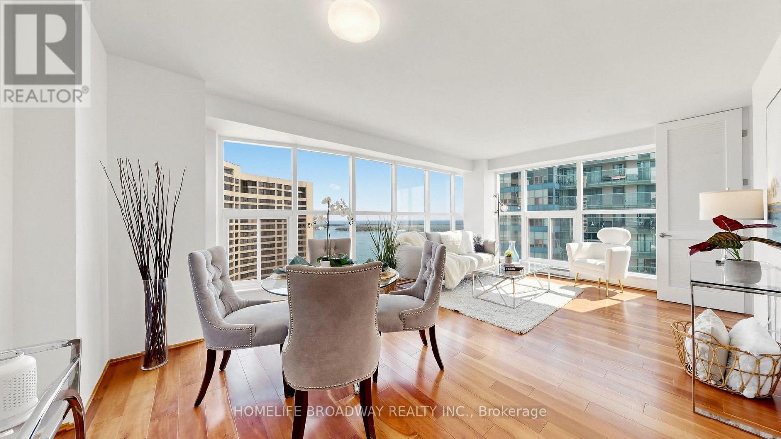 #3507 77 HARBOUR SQUARE - Image 11