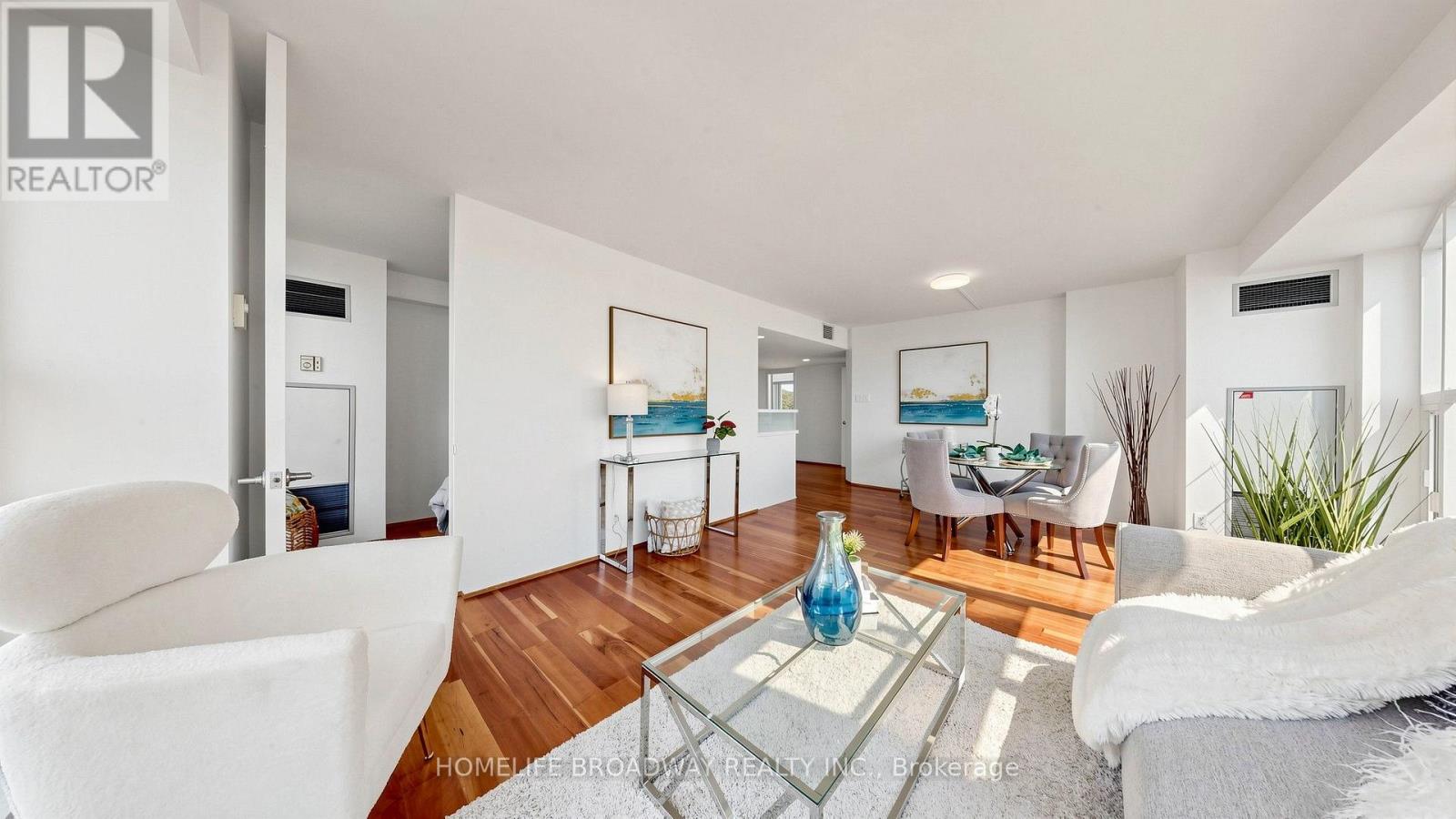 #3507 77 HARBOUR SQUARE - Image 9