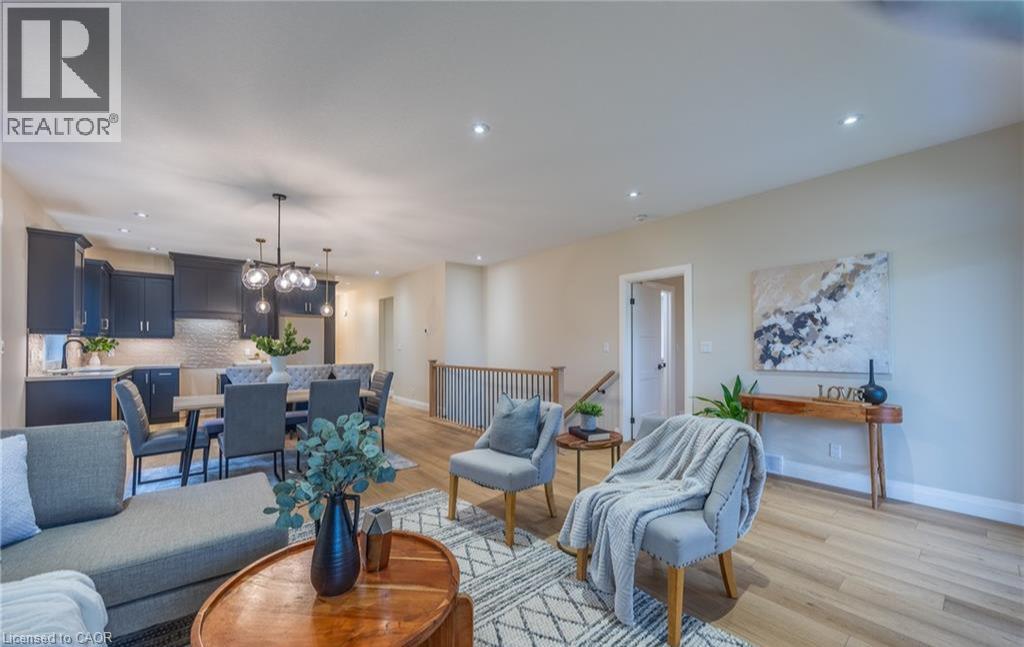 89 DUCHESS Drive - 8