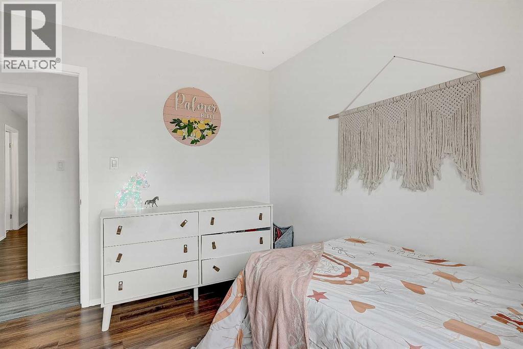 9329 69 Avenue - Image 18