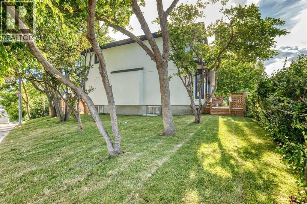 105 40 Avenue SW - 44