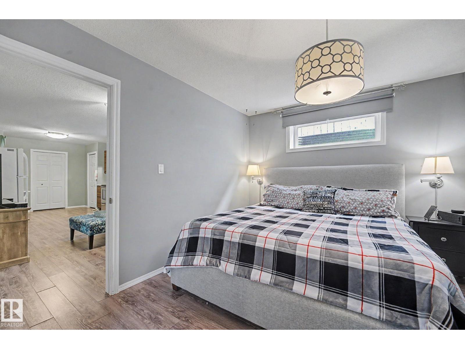 19039 47 Avenue NW - Photo 32