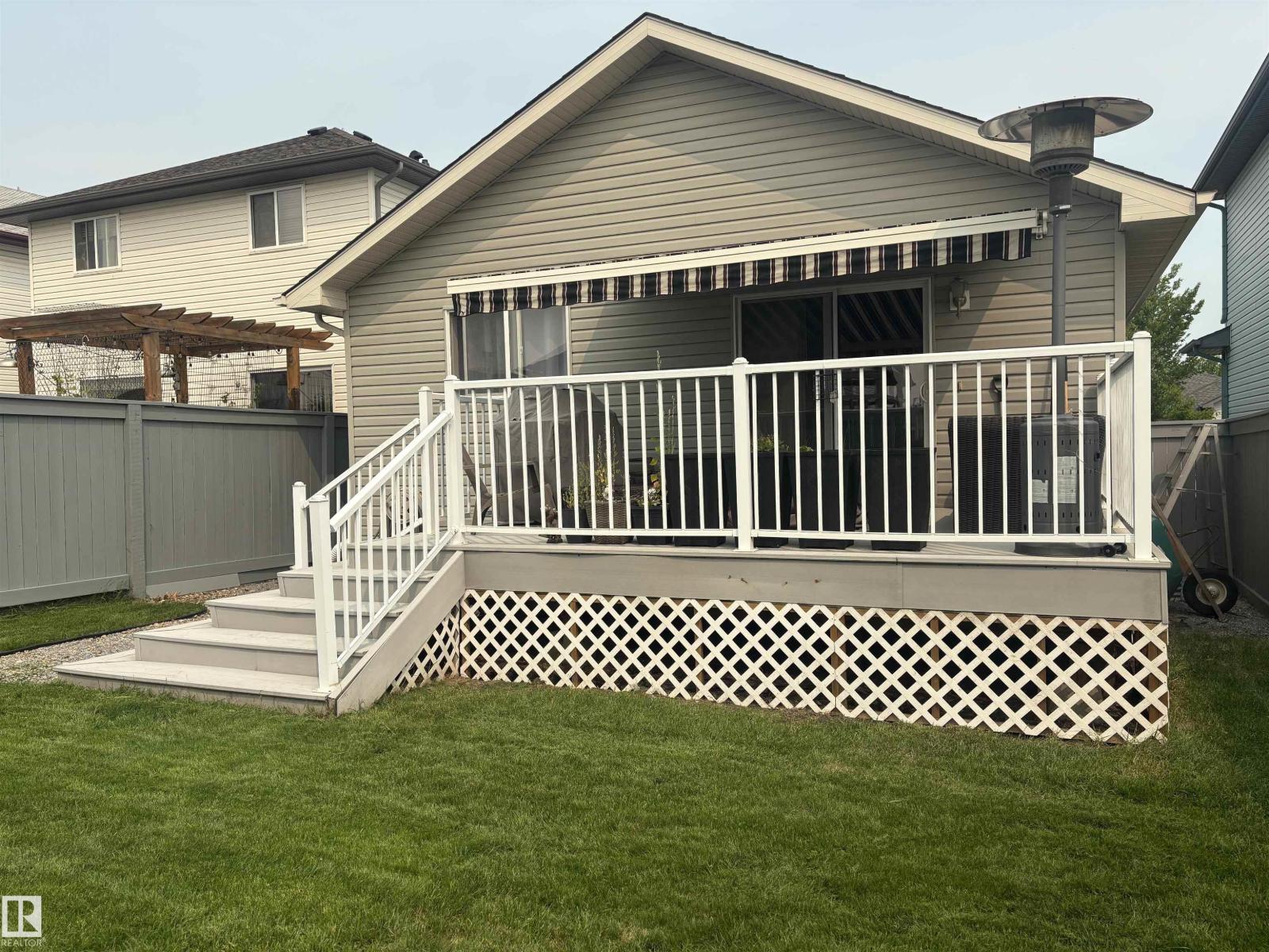 19039 47 Avenue NW - Photo 39