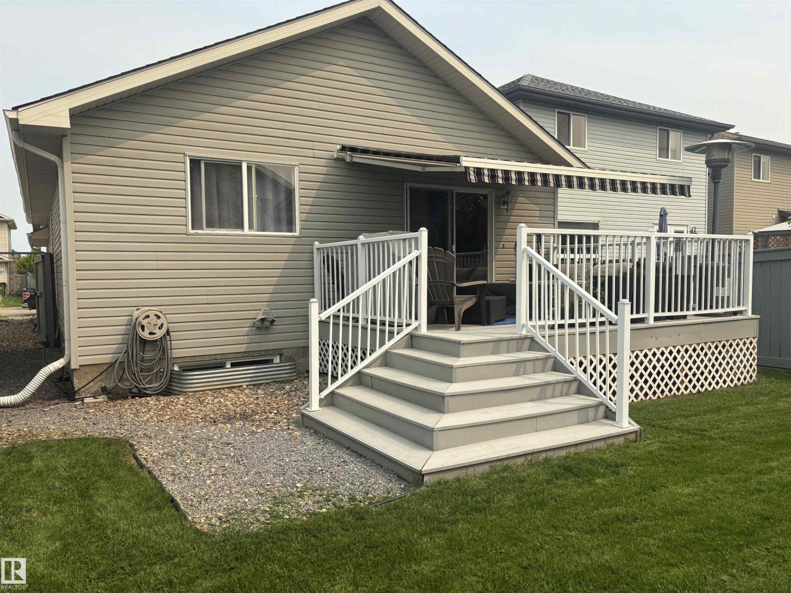 19039 47 AV NW - 38