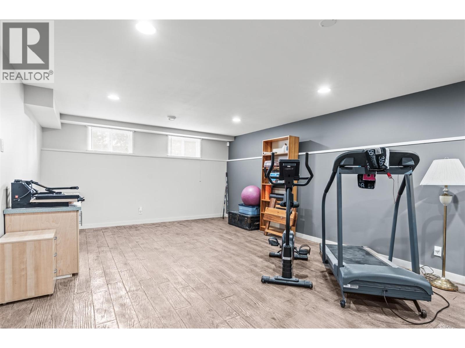 7645 Keddleston Road - 38